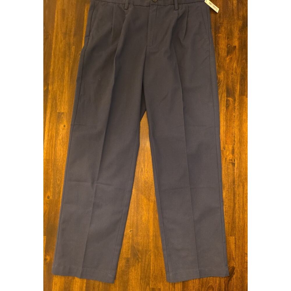 Amazon Essentials Men's Classic-Fit Casual Stretch Chino Pant, Navy, 33W x 30L